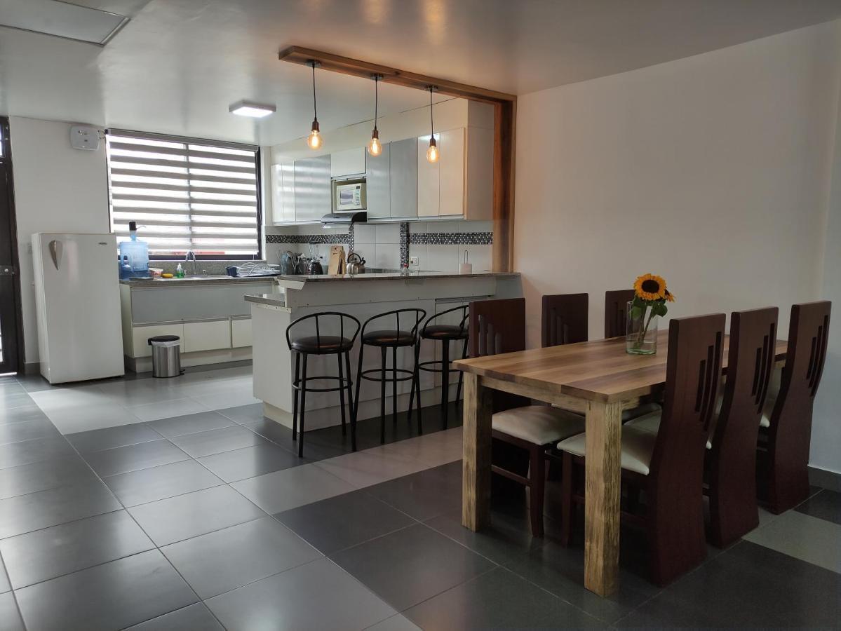 Elegante Apartamento Con Vistas Al Volcan Tungurahua Баньйос Екстер'єр фото