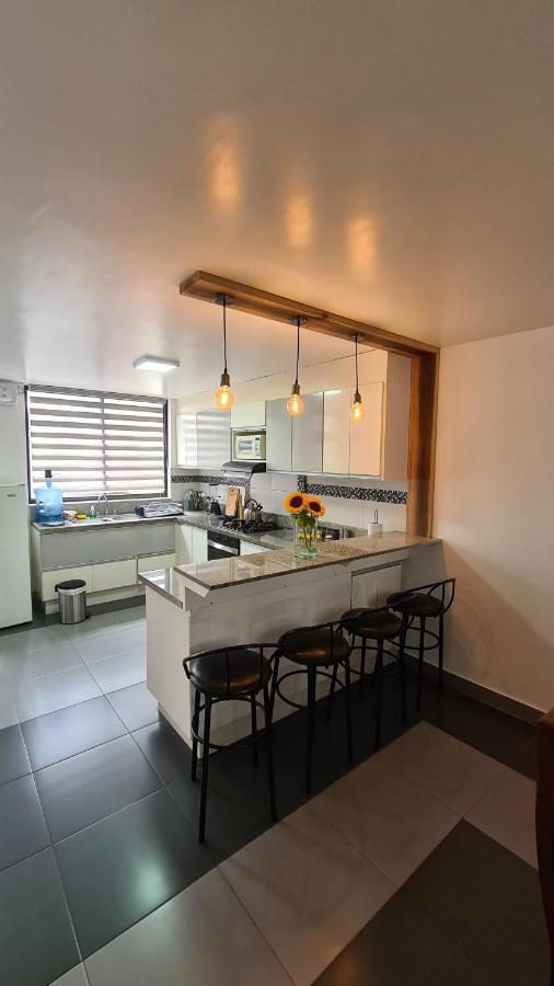 Elegante Apartamento Con Vistas Al Volcan Tungurahua Баньйос Екстер'єр фото